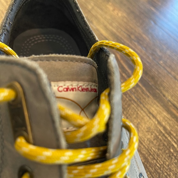 Calvin Klein Shoes 10.5 - Picture 5 of 10